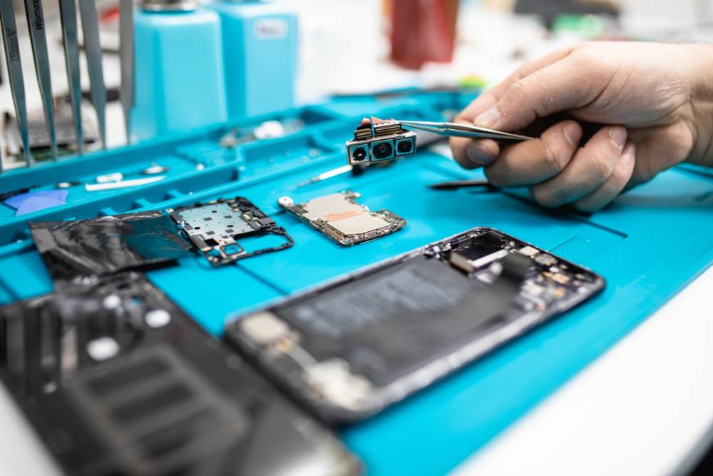 Réparation smartphone près de Suresnes